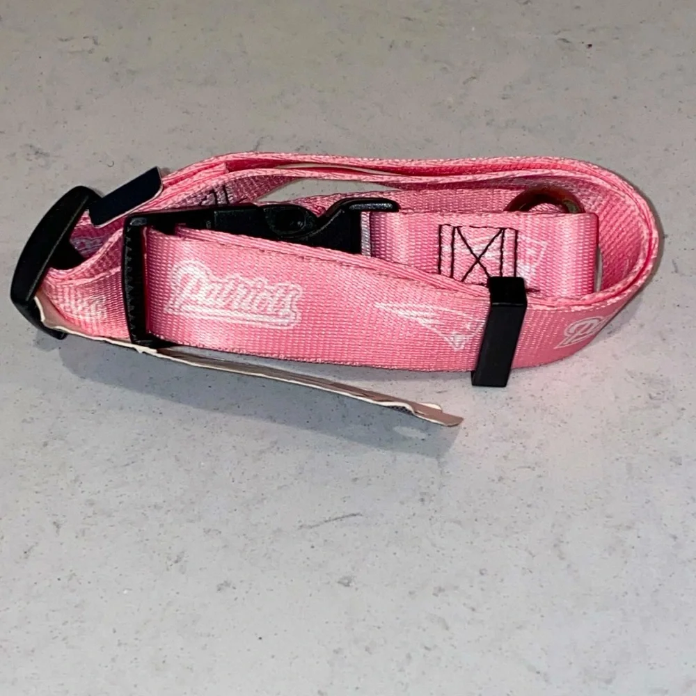 Hunter MFG‎ New England Patriots Pink Dog Collar, L